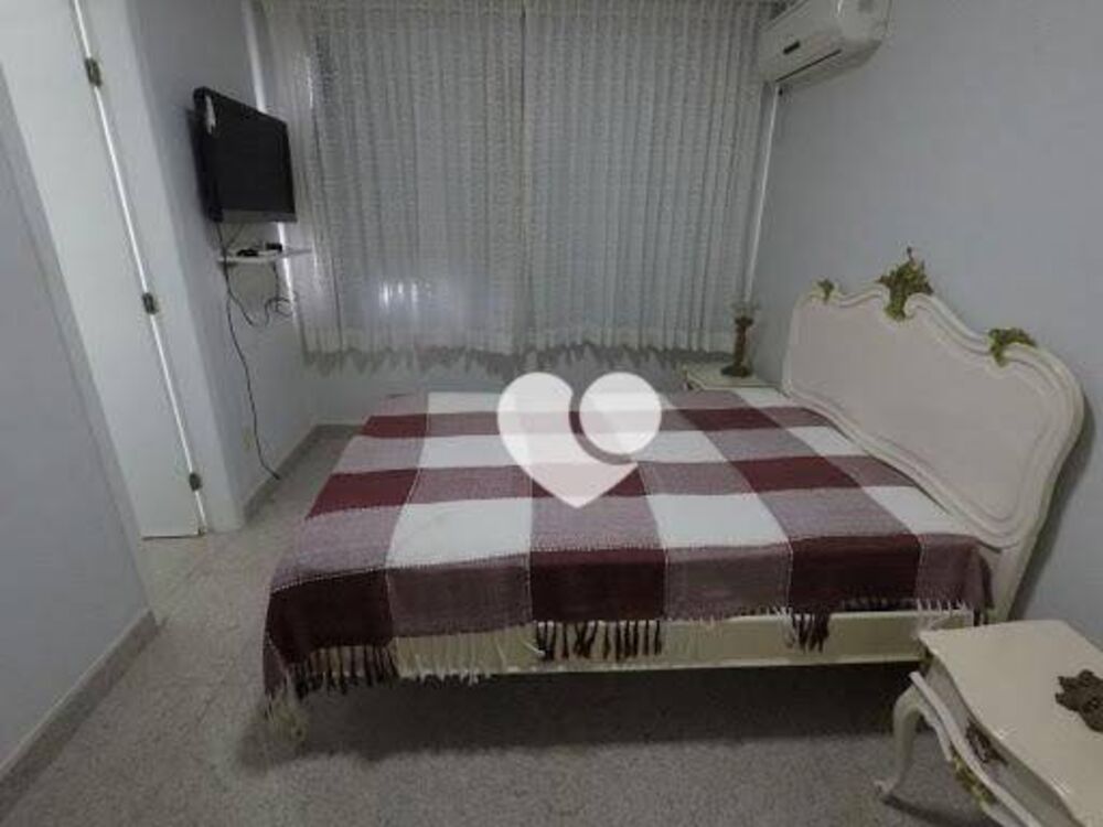 Cobertura à venda com 4 quartos, 240m² - Foto 2
