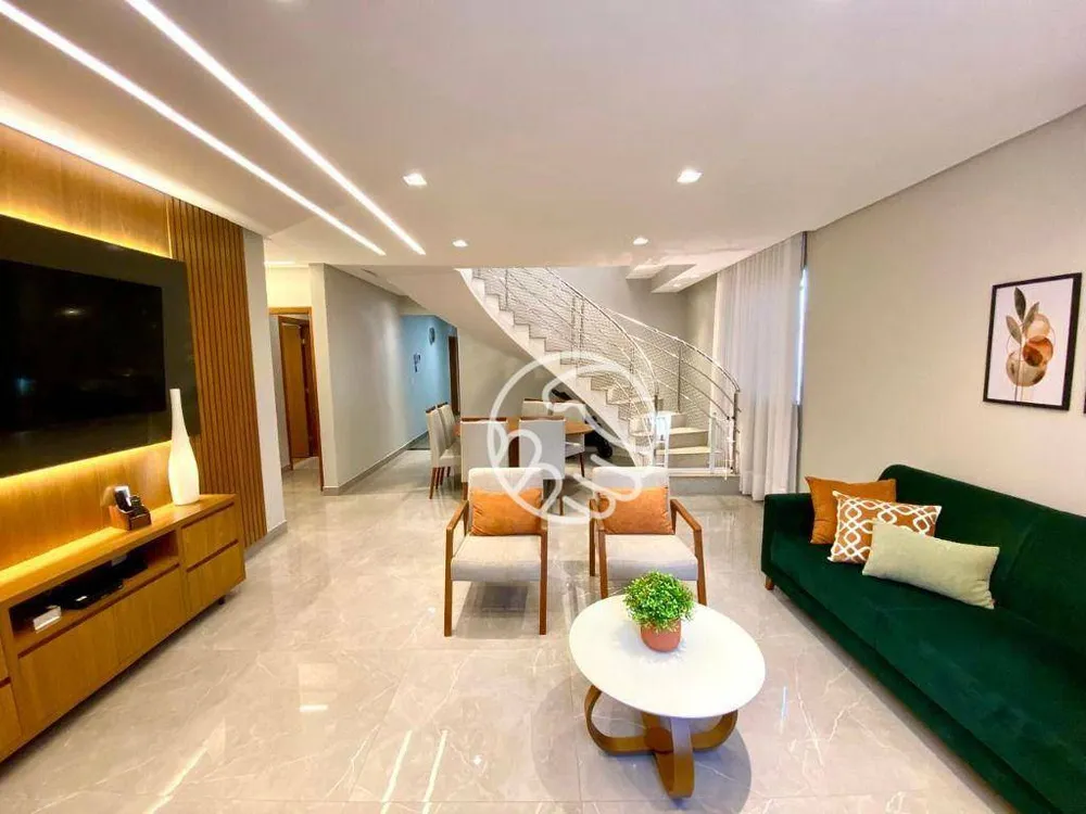 Casa de Condomínio, 4 quartos - Foto 1