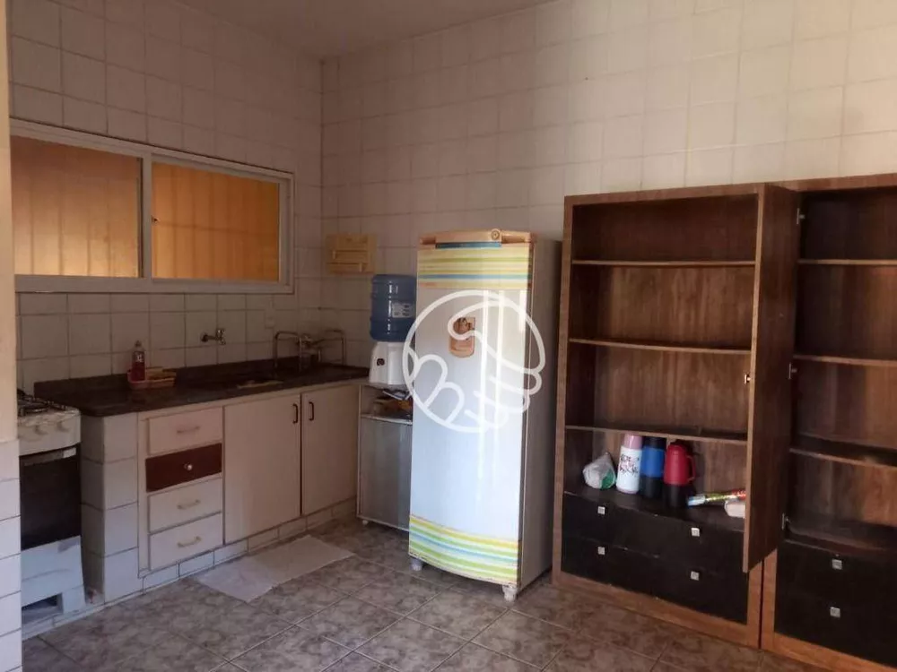 Casa, 4 quartos, 380 m² - Foto 1
