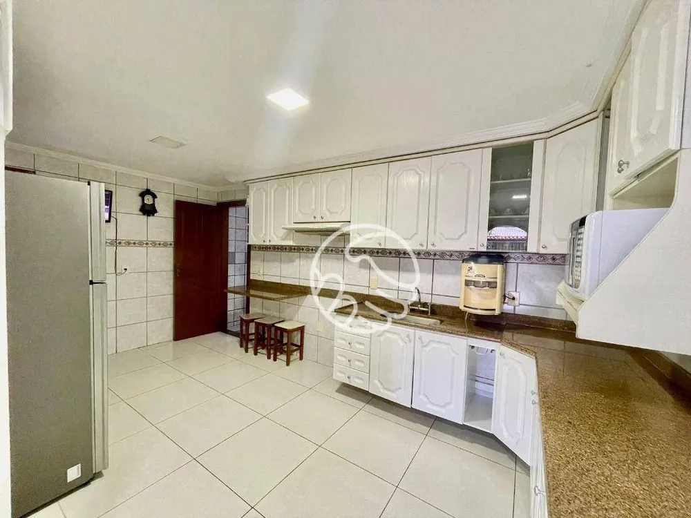 Casa, 6 quartos, 428 m² - Foto 3