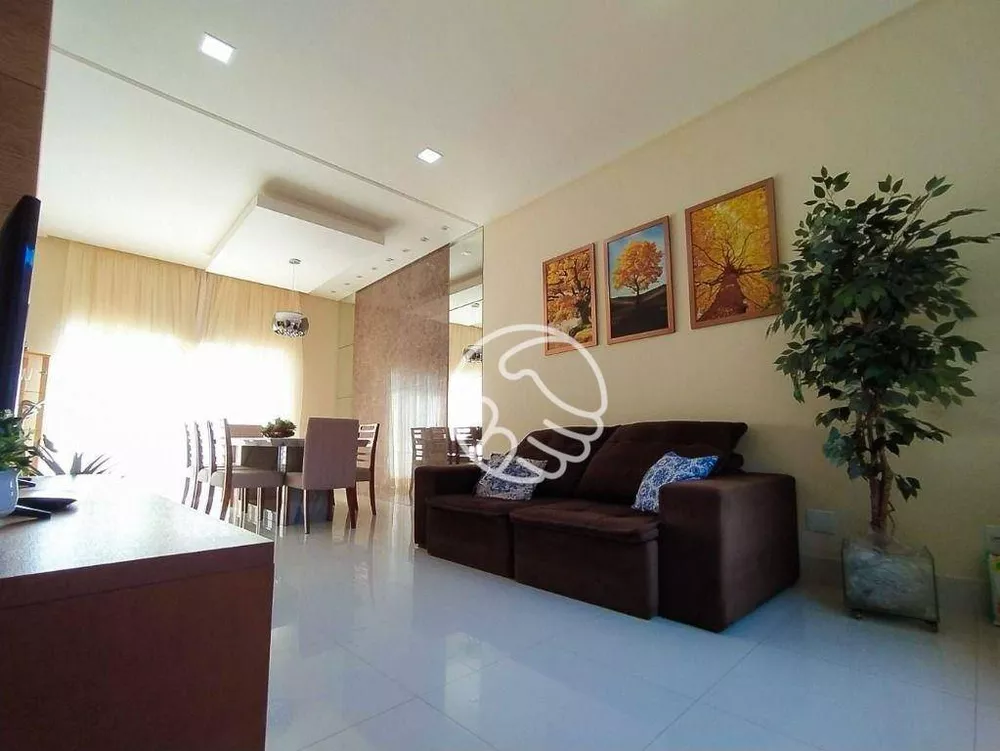 Casa, 4 quartos, 380 m² - Foto 2