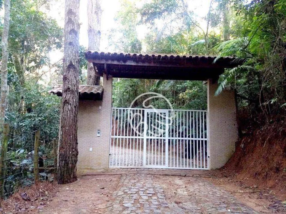 Sítio, 4 quartos, 1000 m² - Foto 4