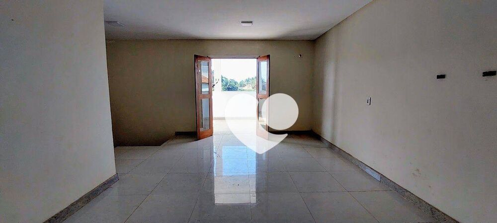Casa à venda com 2 quartos, 108m² - Foto 9