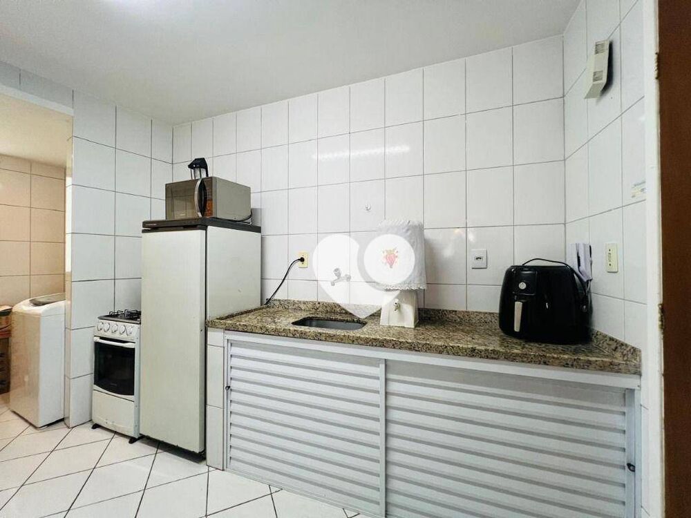 Apartamento à venda com 3 quartos, 120m² - Foto 18