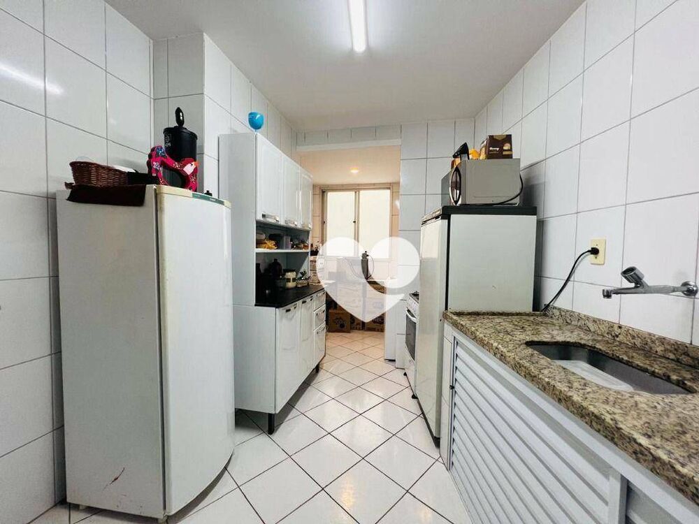 Apartamento à venda com 3 quartos, 120m² - Foto 19