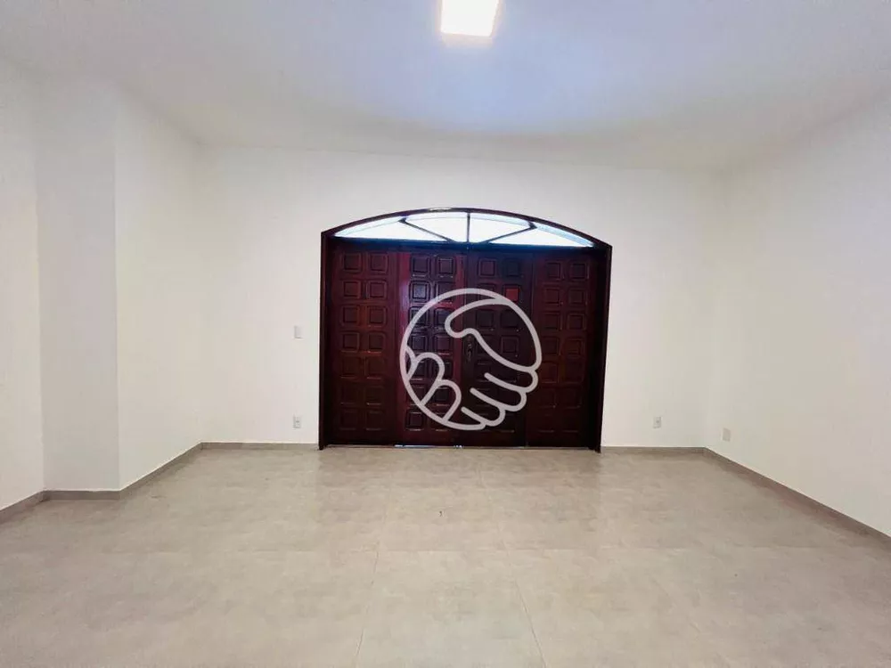 Casa, 3 quartos, 360 m² - Foto 1