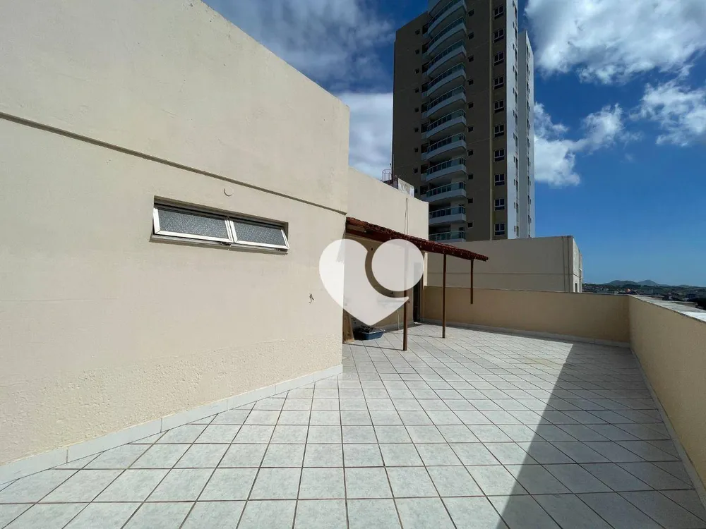 Cobertura, 3 quartos, 216 m² - Foto 4