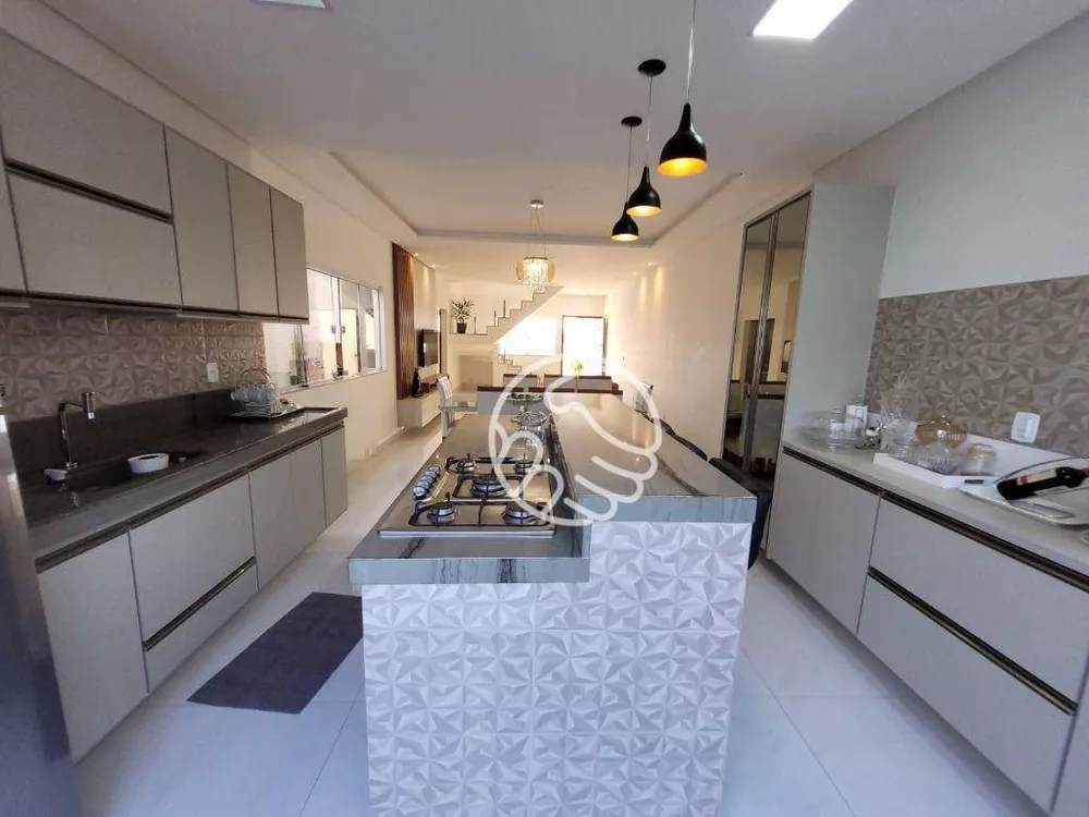 Casa, 3 quartos, 270 m² - Foto 4