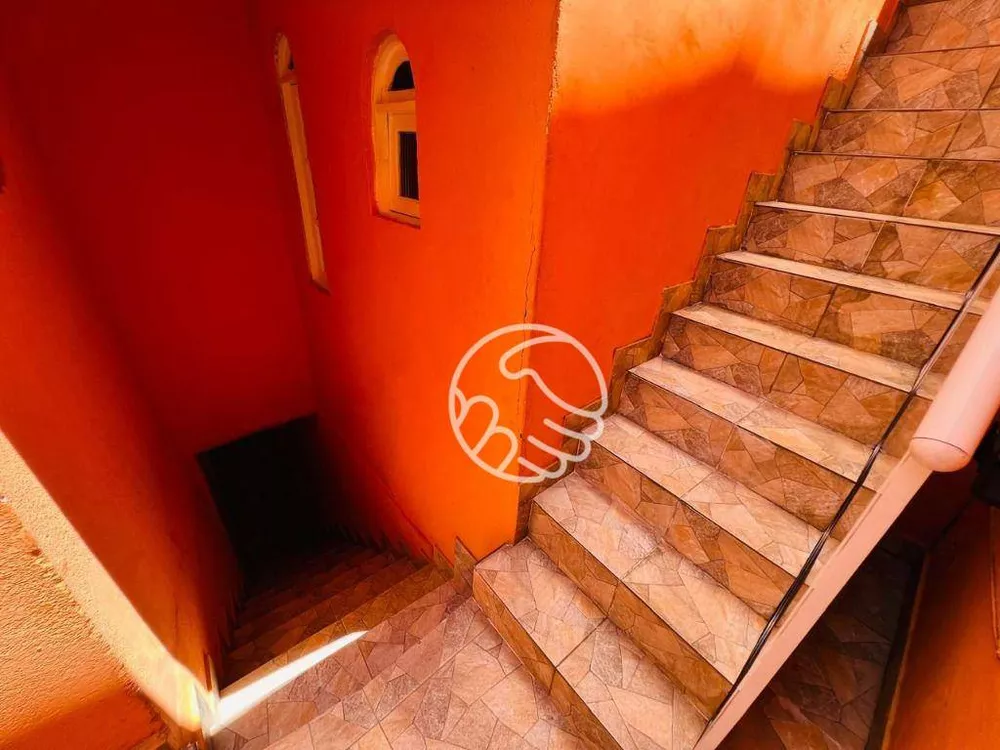 Casa, 10 quartos, 370 m² - Foto 1