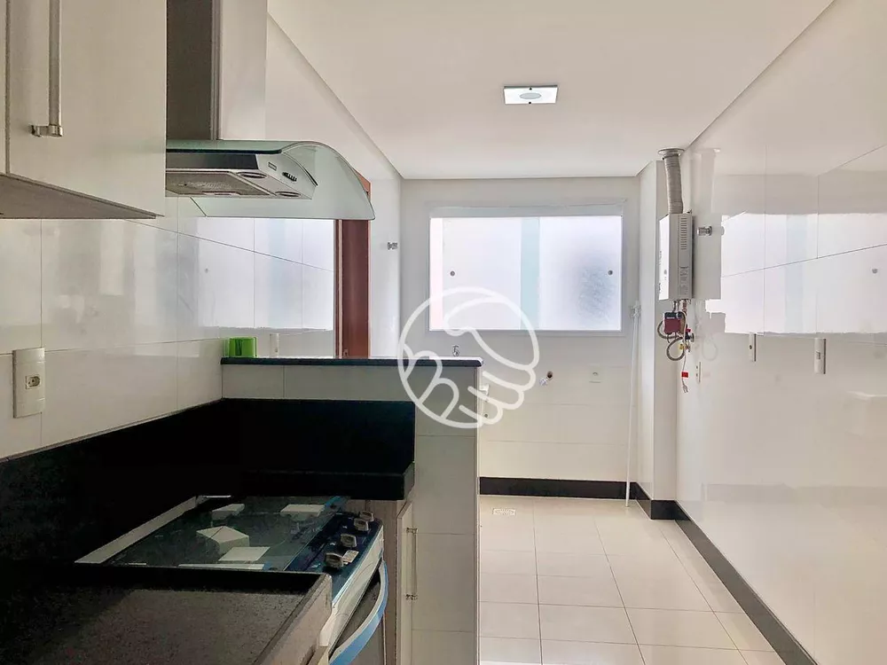 Cobertura, 3 quartos, 270 m² - Foto 2