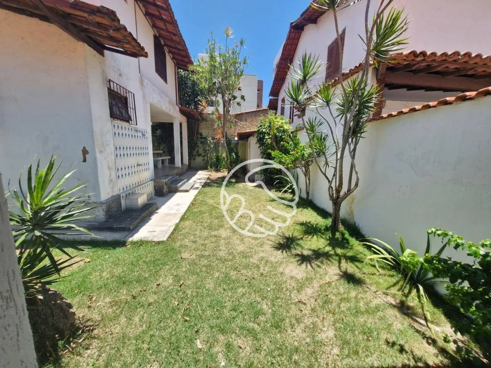 Casa, 6 quartos, 250 m² - Foto 2