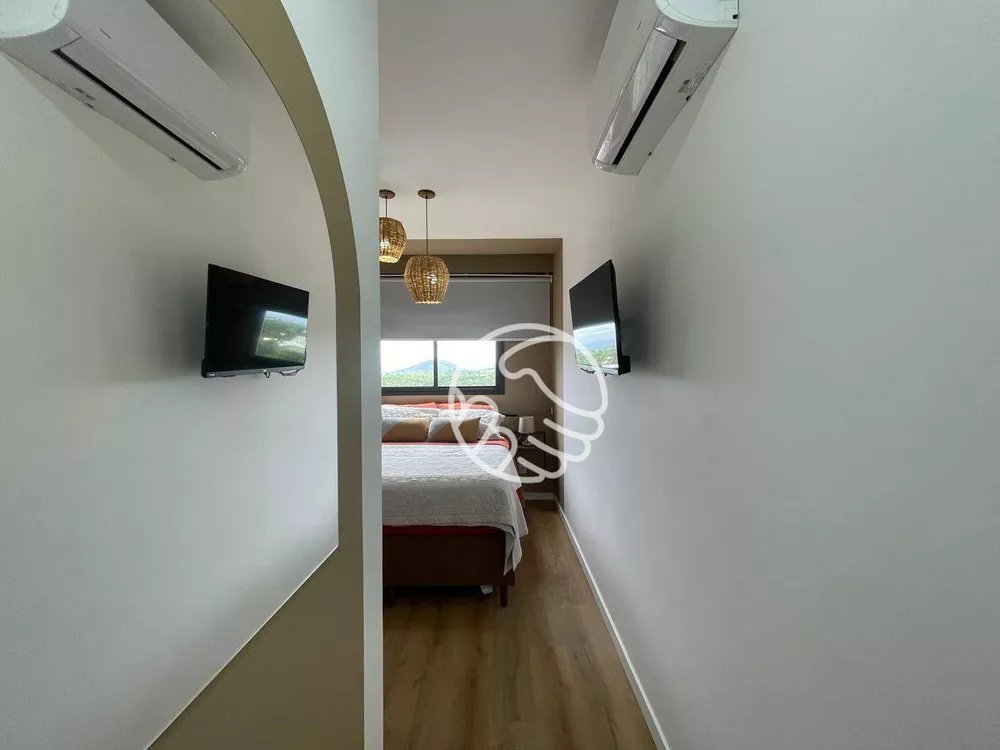 Cobertura, 4 quartos, 220 m² - Foto 2