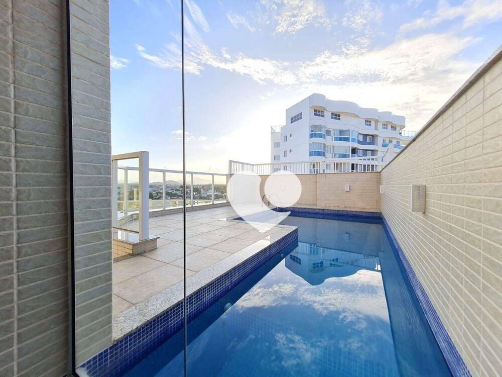 Apartamento à venda com 2 quartos, 70m² - Foto 2