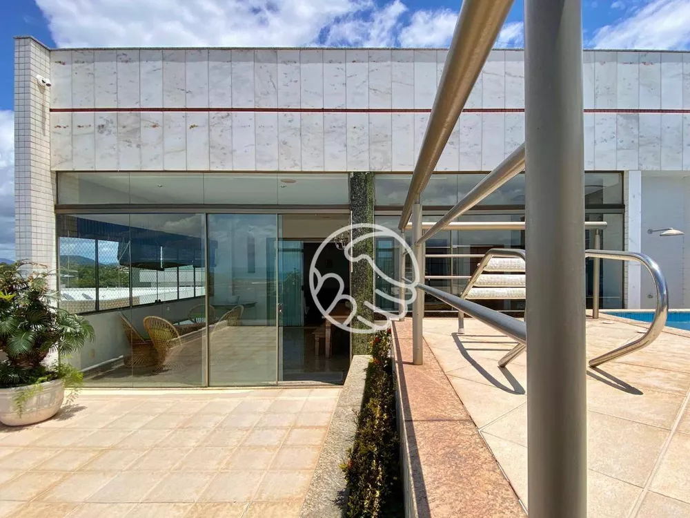 Cobertura, 3 quartos, 255 m² - Foto 2