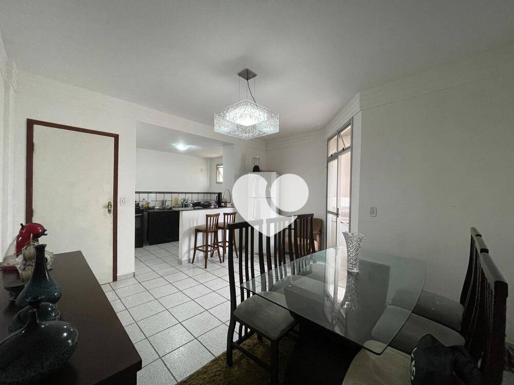Apartamento à venda com 2 quartos, 70m² - Foto 5