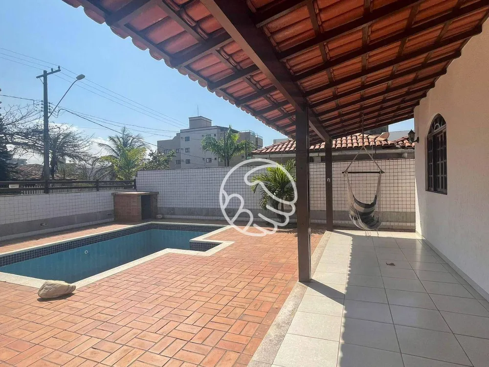 Casa, 3 quartos, 450 m² - Foto 2