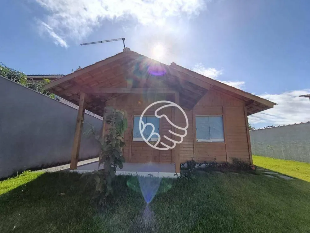 Casa, 3 quartos, 304 m² - Foto 1