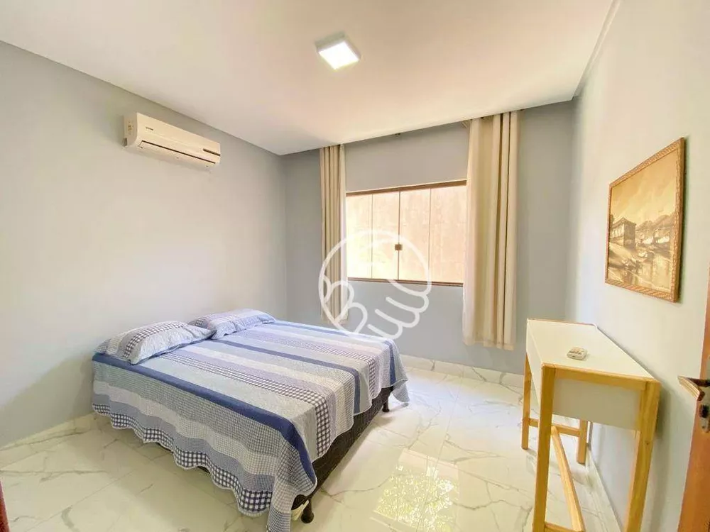 Casa, 5 quartos, 180 m² - Foto 2