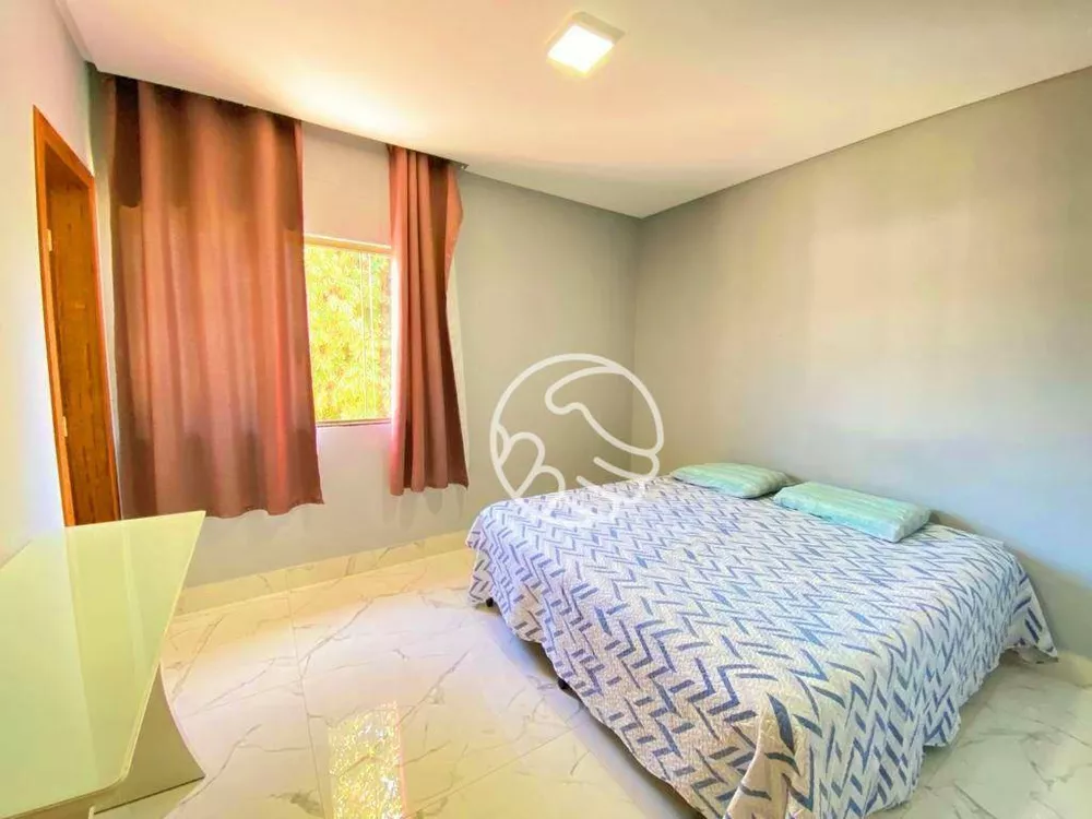 Casa, 5 quartos, 180 m² - Foto 1