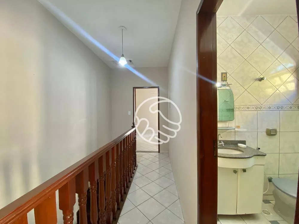 Casa, 4 quartos, 220 m² - Foto 4