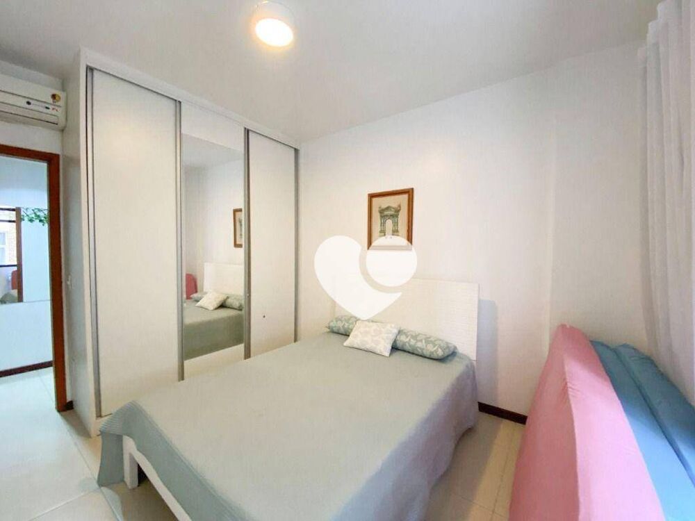 Apartamento à venda com 3 quartos, 107m² - Foto 2