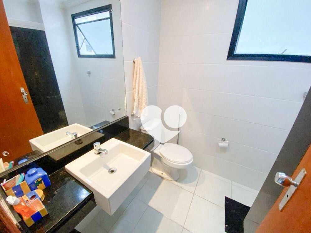 Apartamento à venda com 3 quartos, 107m² - Foto 4
