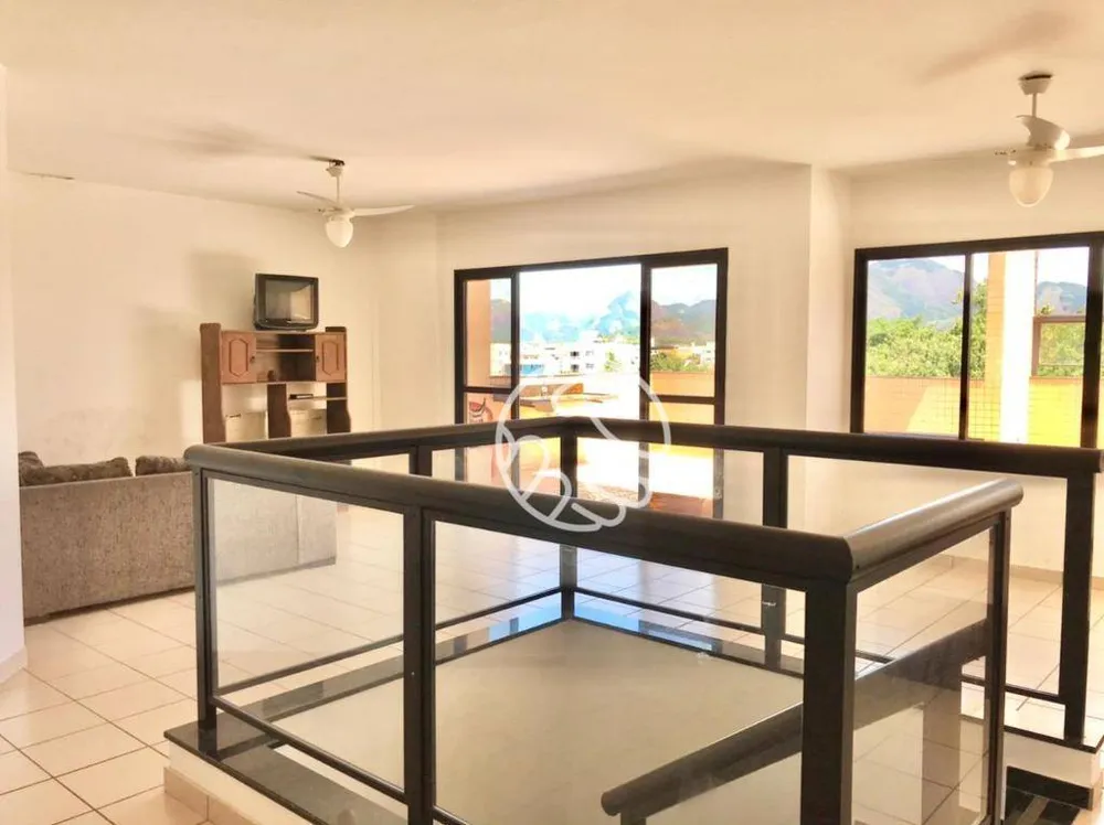 Cobertura, 3 quartos, 190 m² - Foto 2