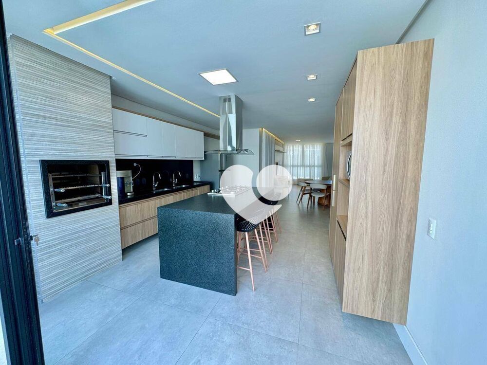 Casa à venda com 3 quartos, 180m² - Foto 2