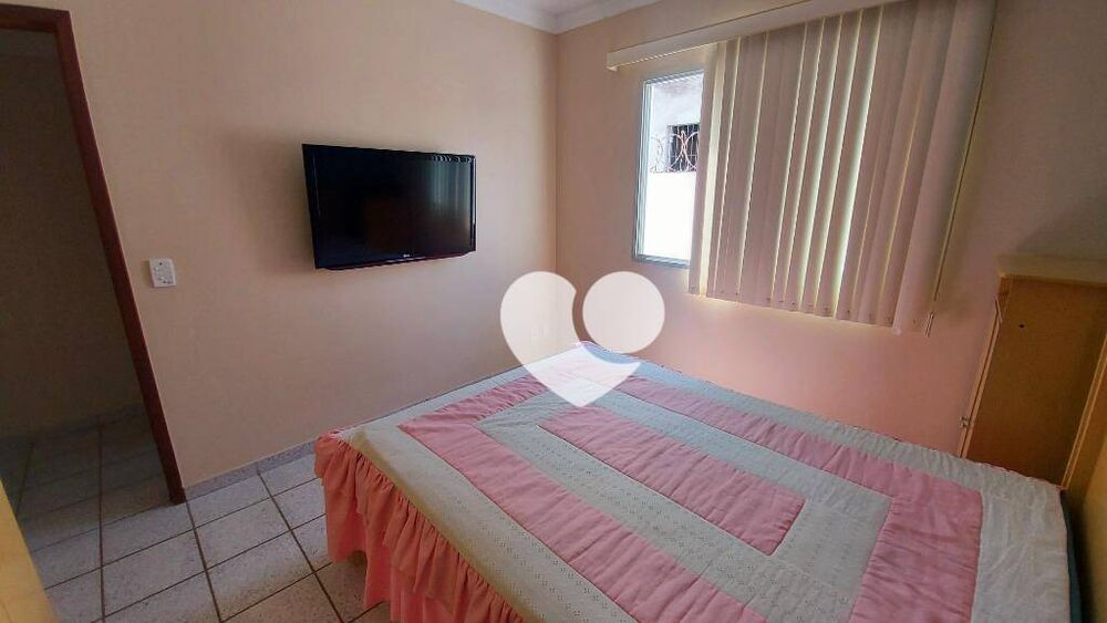 Apartamento à venda com 2 quartos, 75m² - Foto 3