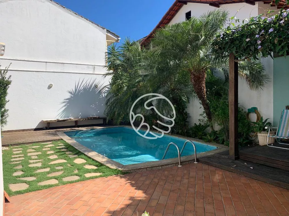 Casa, 4 quartos, 257 m² - Foto 2