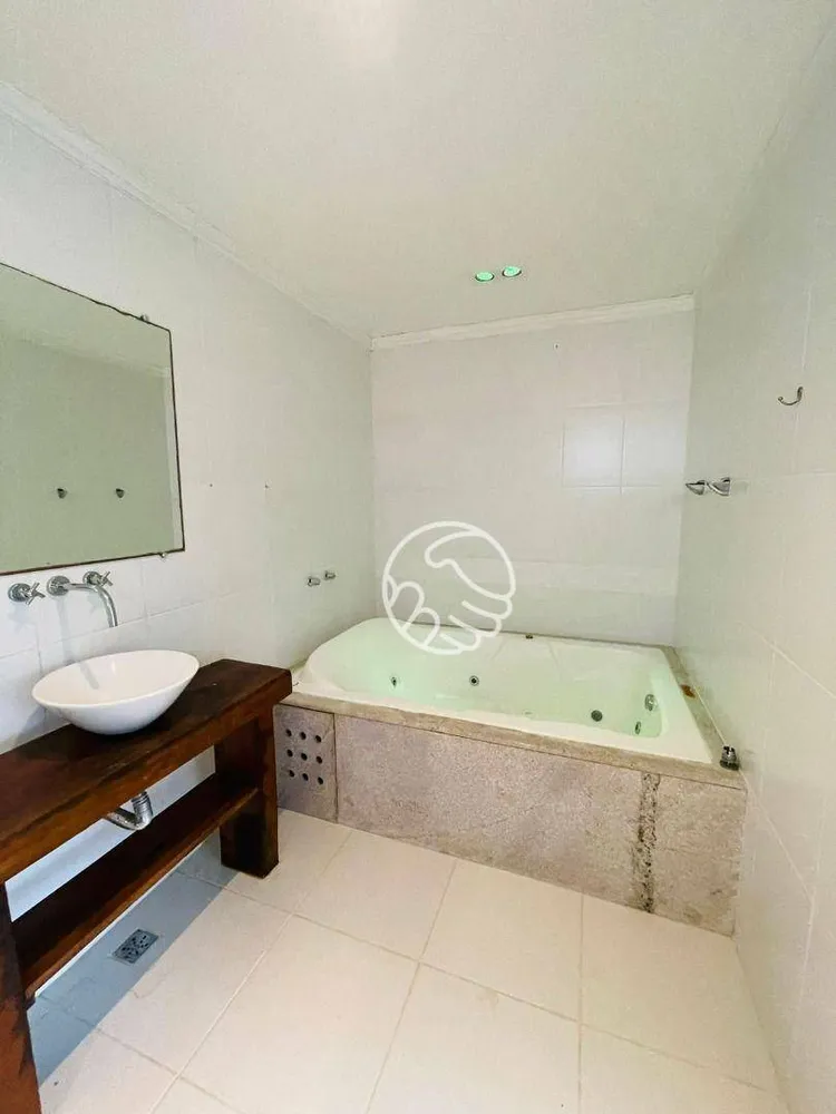 Sítio, 10 quartos, 750 m² - Foto 2