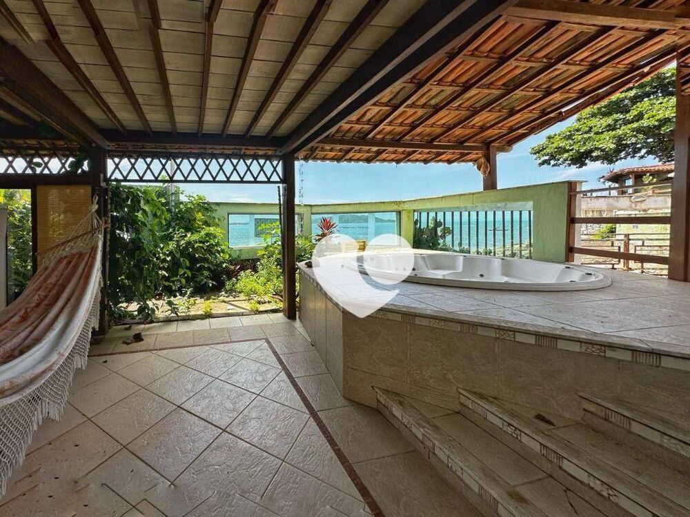 Casa à venda com 5 quartos, 400m² - Foto 3