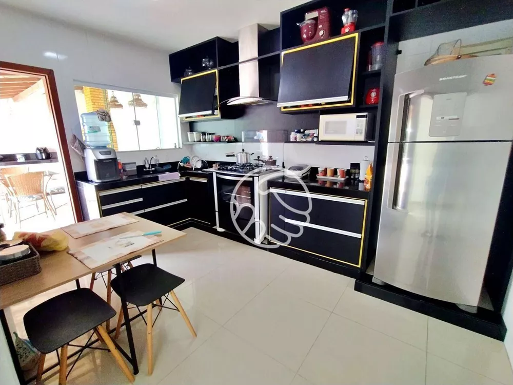 Casa, 3 quartos, 271 m² - Foto 3