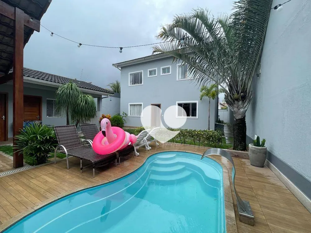 Casa, 5 quartos, 270 m² - Foto 1