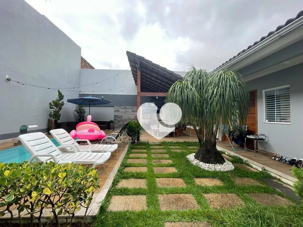 Casa, 5 quartos, 270 m² - Foto 4