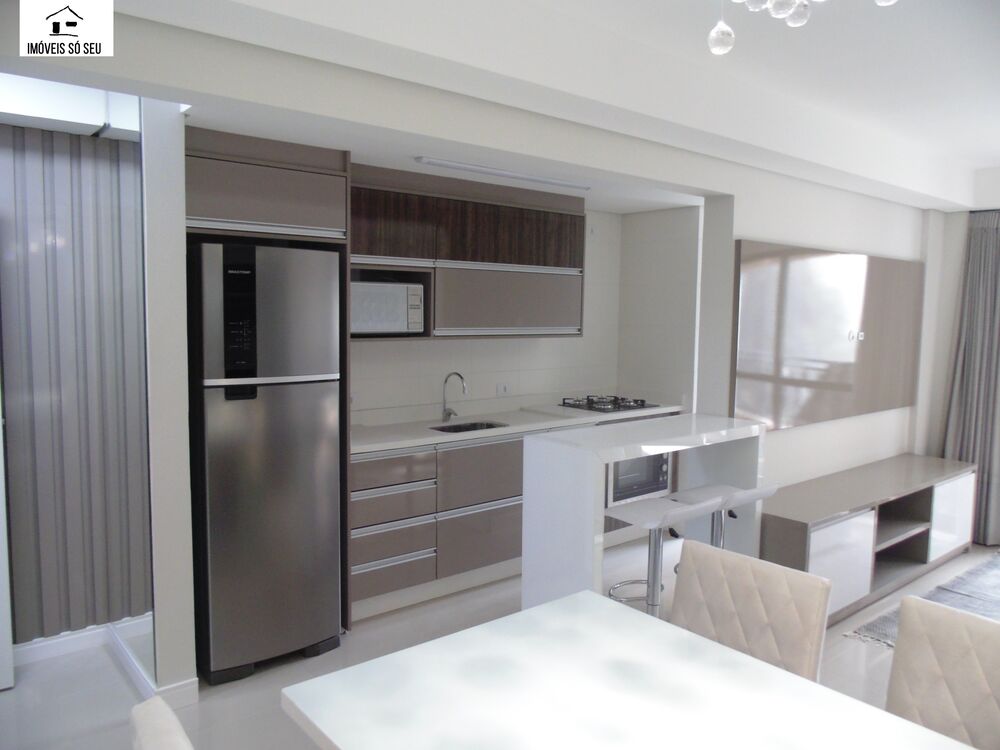 Apartamento à venda com 2 quartos, 68m² - Foto 7