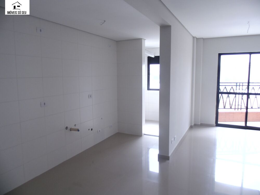 Apartamento à venda com 2 quartos, 61m² - Foto 4