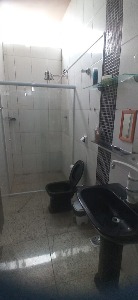 Casa Comercial à venda com 3 quartos, 250m² - Foto 9