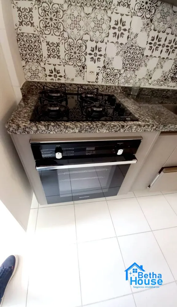 Apartamento, 2 quartos, 60 m² - Foto 2