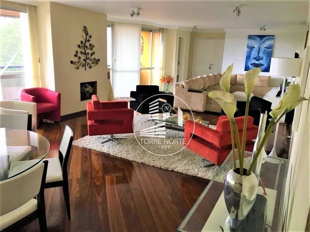 Apartamento, 4 quartos, 220 m² - Foto 1