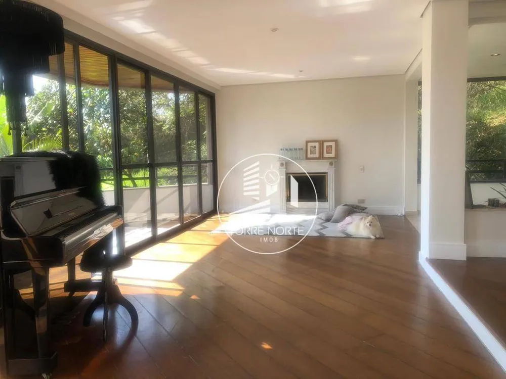 Apartamento, 3 quartos, 189 m² - Foto 1