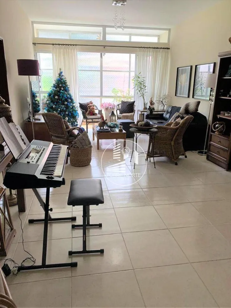 Apartamento, 3 quartos, 170 m² - Foto 1
