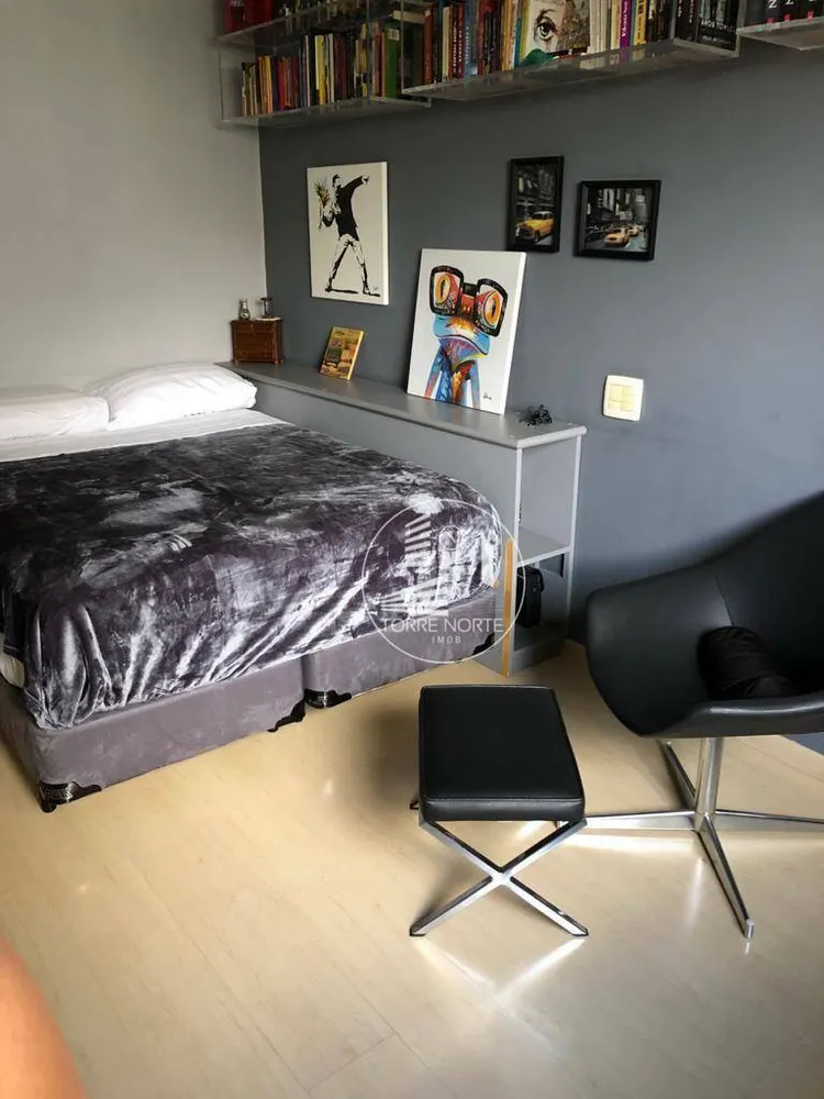Cobertura, 3 quartos, 280 m² - Foto 2