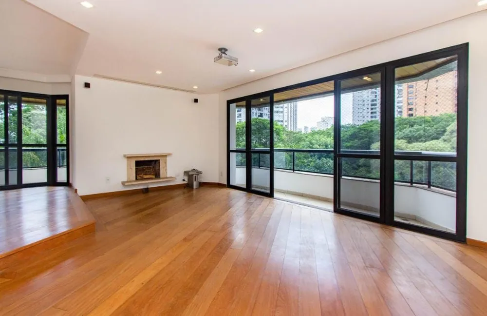 Apartamento, 4 quartos, 220 m² - Foto 1