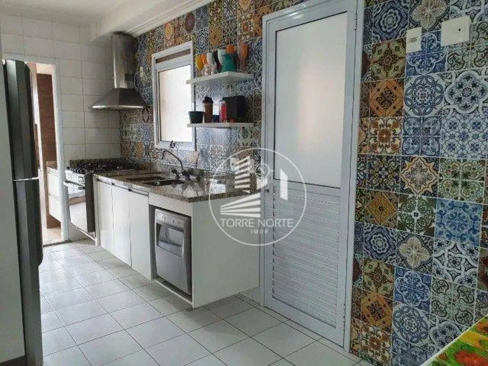 Apartamento, 3 quartos, 136 m² - Foto 4