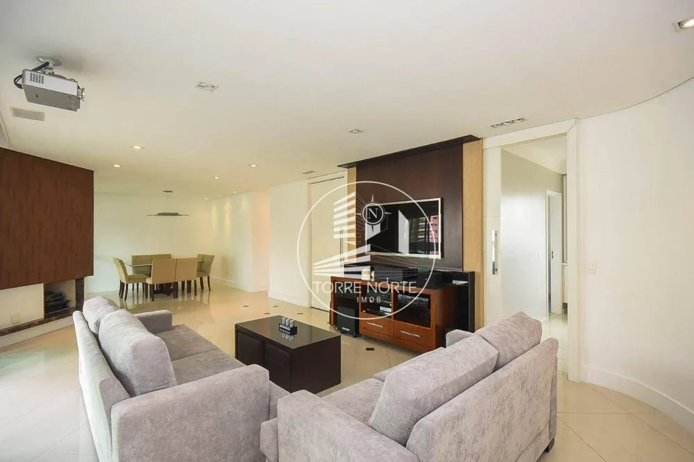 Apartamento, 3 quartos, 193 m² - Foto 1