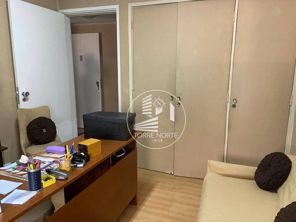 Apartamento, 3 quartos, 126 m² - Foto 2