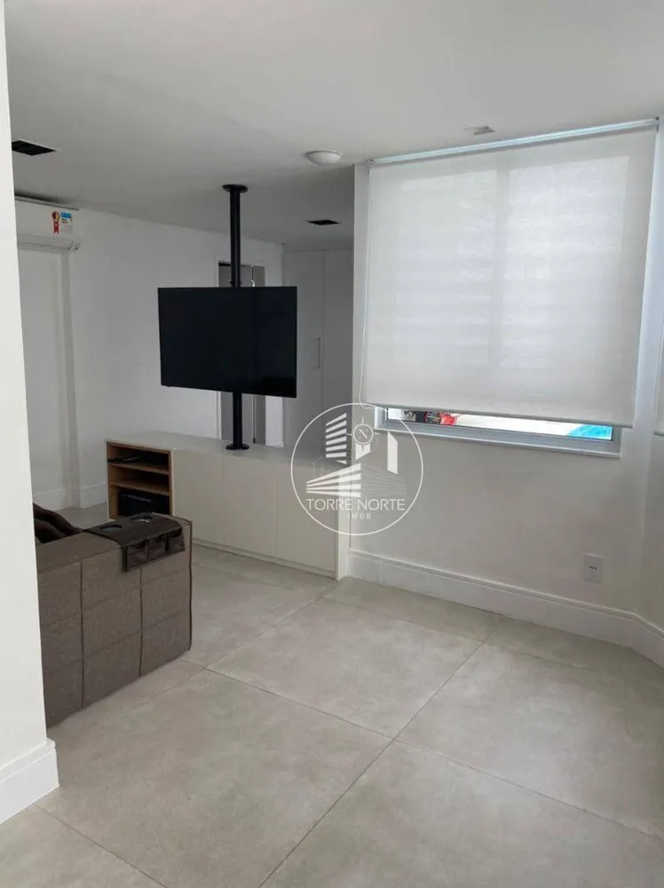 Cobertura, 4 quartos, 320 m² - Foto 4