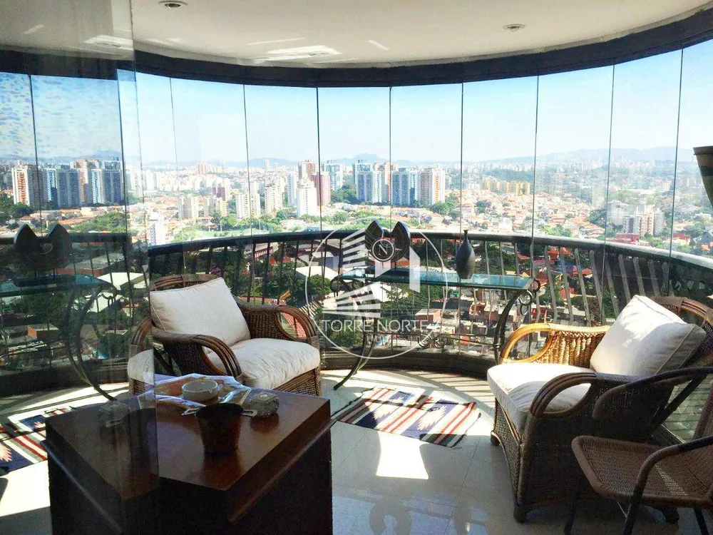 Apartamento, 3 quartos, 153 m² - Foto 1
