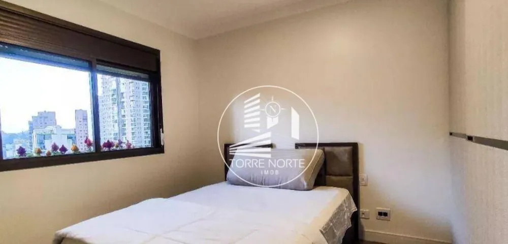 Apartamento, 3 quartos, 250 m² - Foto 4